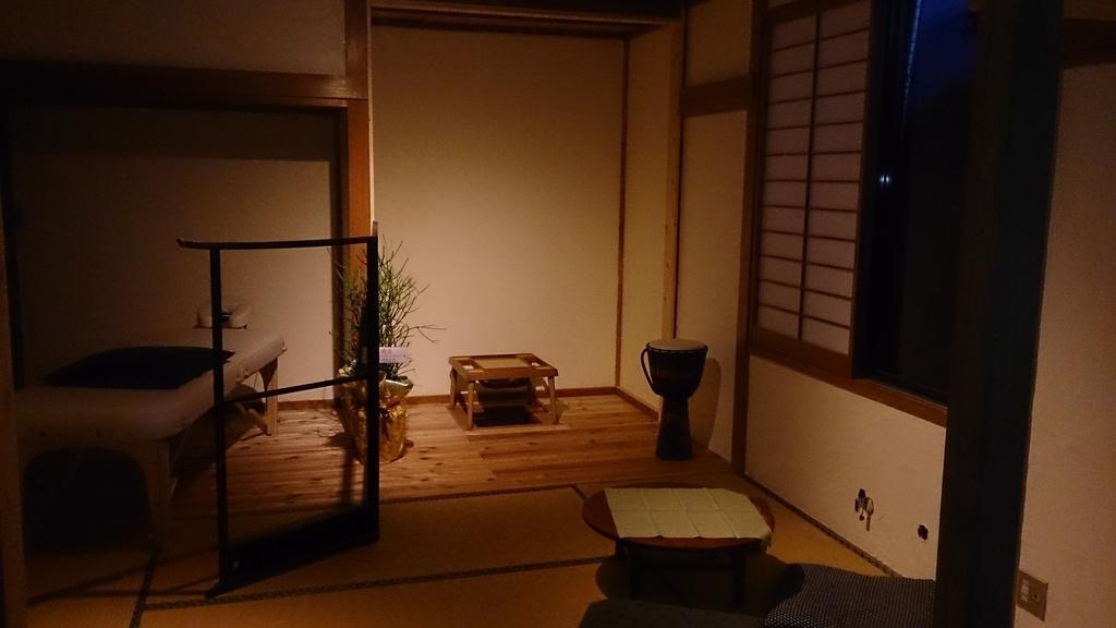 Teishaba Guesthouse&Cafe Fujiyoshida Eksteriør bilde