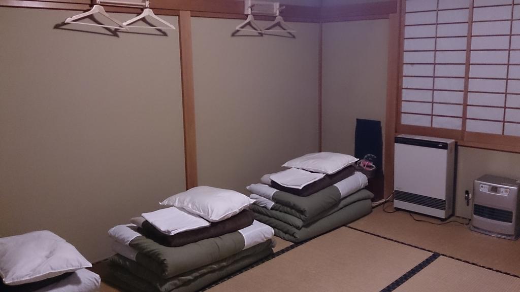 Teishaba Guesthouse&Cafe Fujiyoshida Eksteriør bilde
