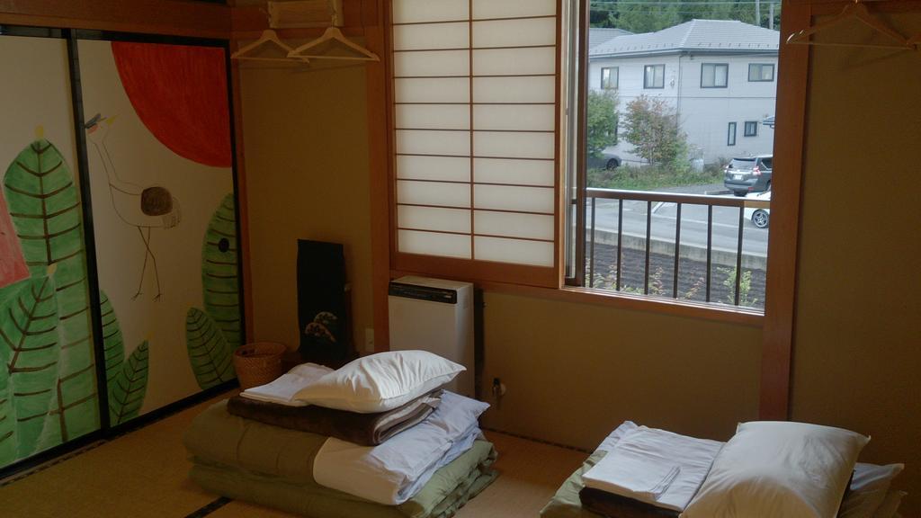 Teishaba Guesthouse&Cafe Fujiyoshida Eksteriør bilde